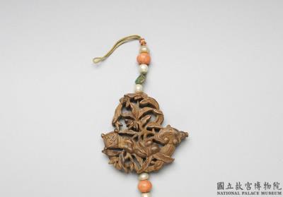 图片[2]-Carved agarwood scent pendant with characters for “All as You Wish”, Qing dynasty (1644-1911)-China Archive